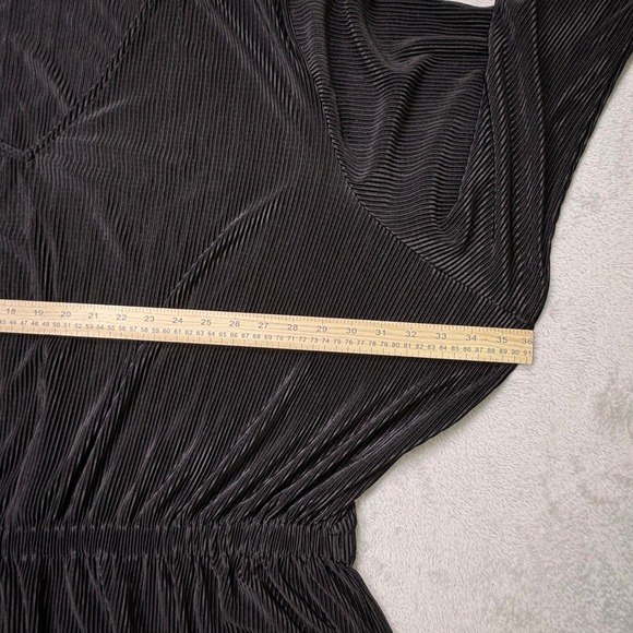 Lane Bryant Black Pleated V-Neck Peplum Tunic Top Plus Size 38/40 Dark Coquette - Picture 11 of 16